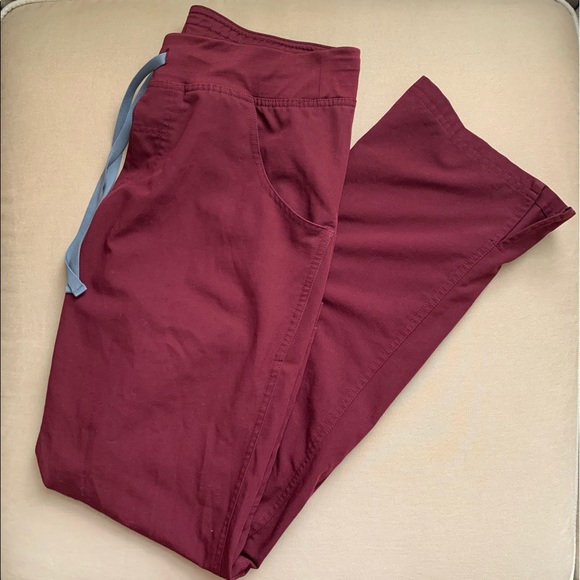 Figs Burgundy Small TALL Kade Cargo - Picture 1 of 4